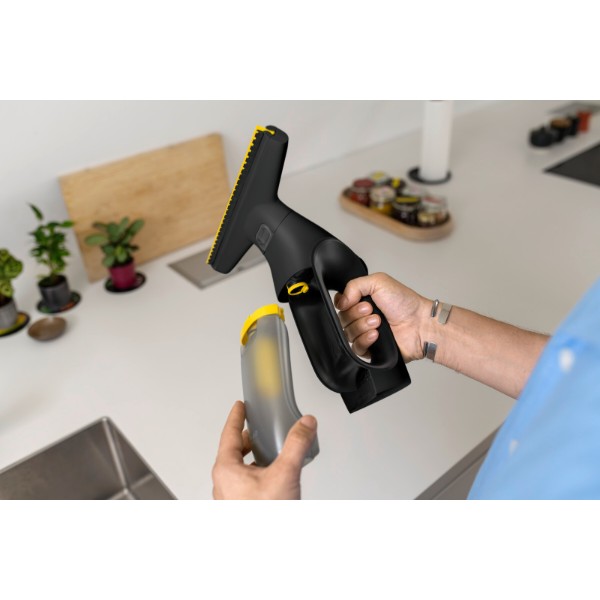 Фото - Пылесос оконный Karcher WV 2 Universal Precision+ Black (1.633-676.0)